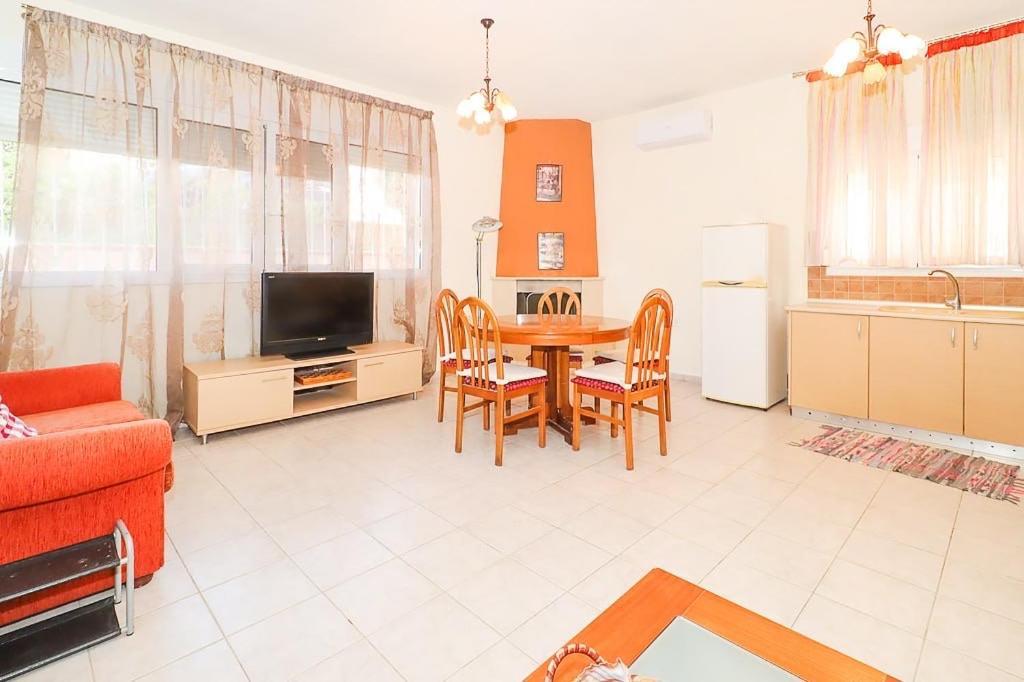 Apartament Katsos