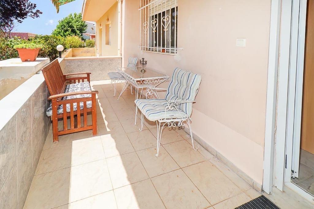 Katsos Apartament Néa Fókaia
